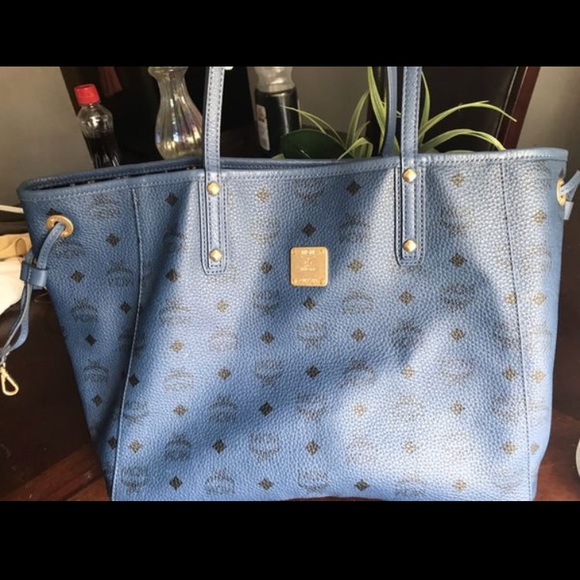 Handbags - Blue MCM bag with wristlet